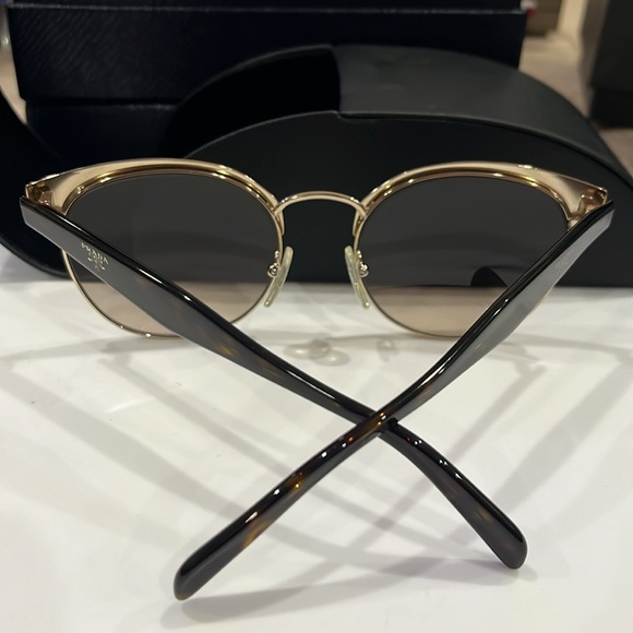 PRADA MADE IN ITALY SUNGLASSES SPR61T 54-19 BRAND NEW - Picture 6 of 7